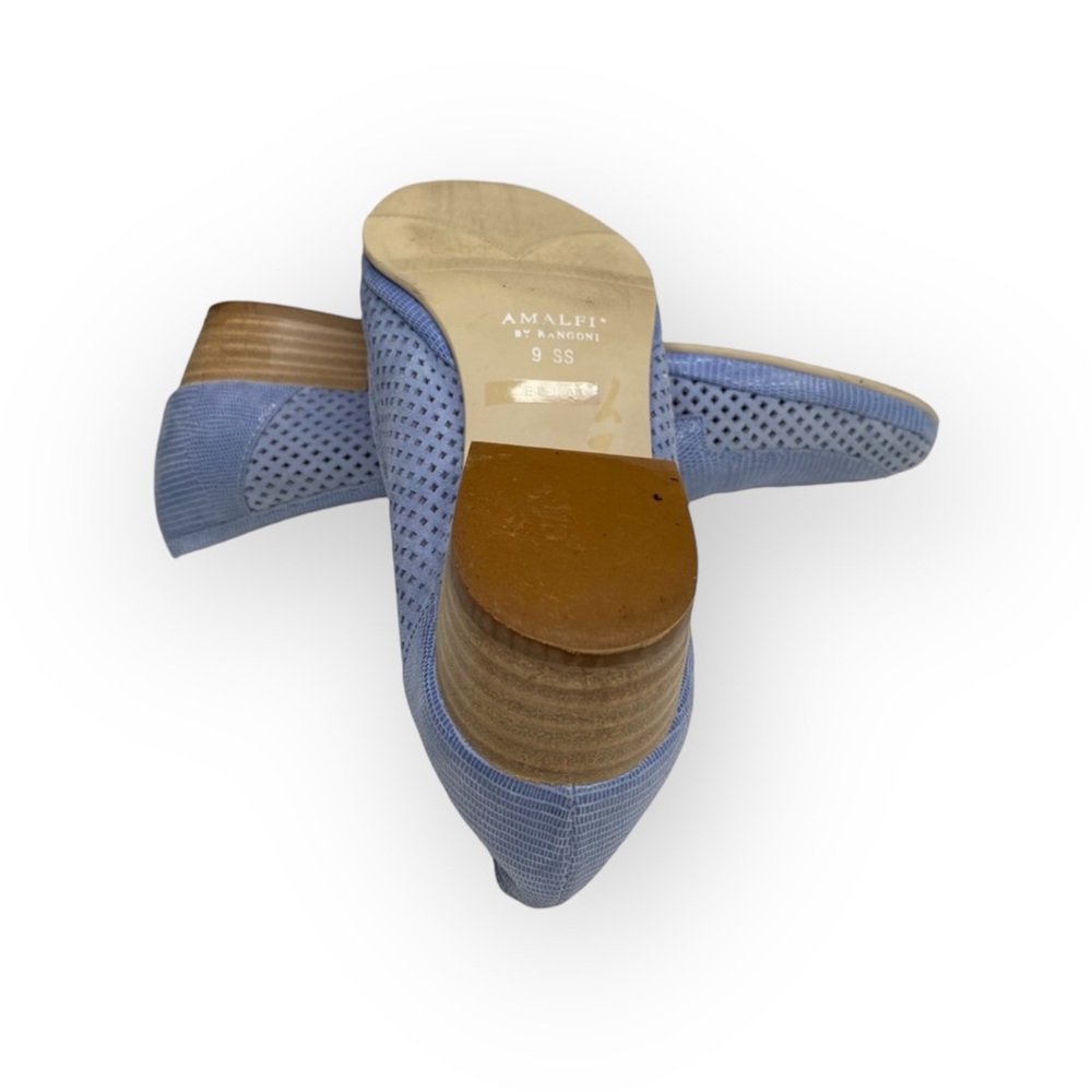 Amalfi by Rangoni ❃ Fabrizia Perforated Suede Moccasin Flats ❃ Chambray Metallic - Picture 12 of 16